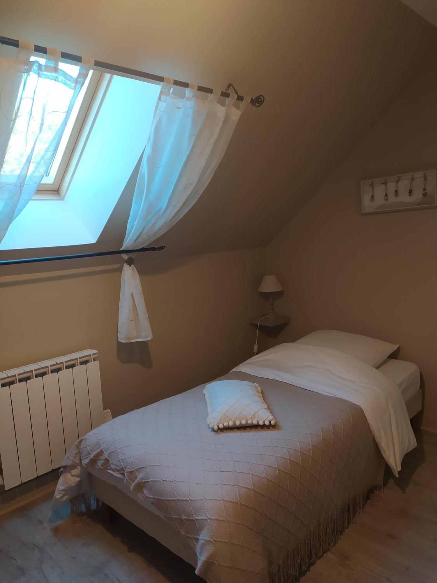 Des Roux Et Des Pious Suite De 35 A 60 M2 Et 3 Chambres Pour Groupe De 2 A 6 Personnes Civray-de-Touraine エクステリア 写真