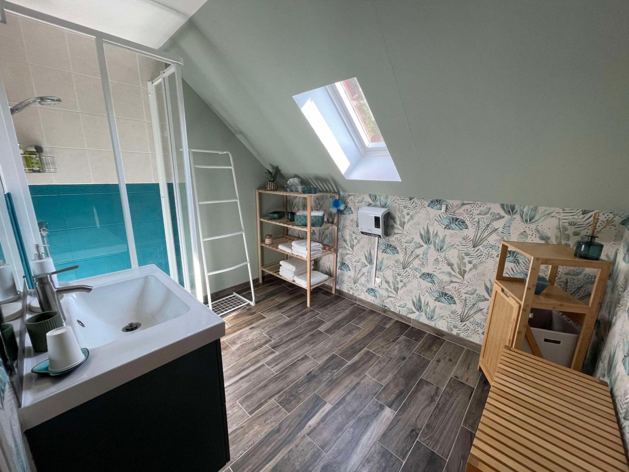 Des Roux Et Des Pious Suite De 35 A 60 M2 Et 3 Chambres Pour Groupe De 2 A 6 Personnes Civray-de-Touraine エクステリア 写真