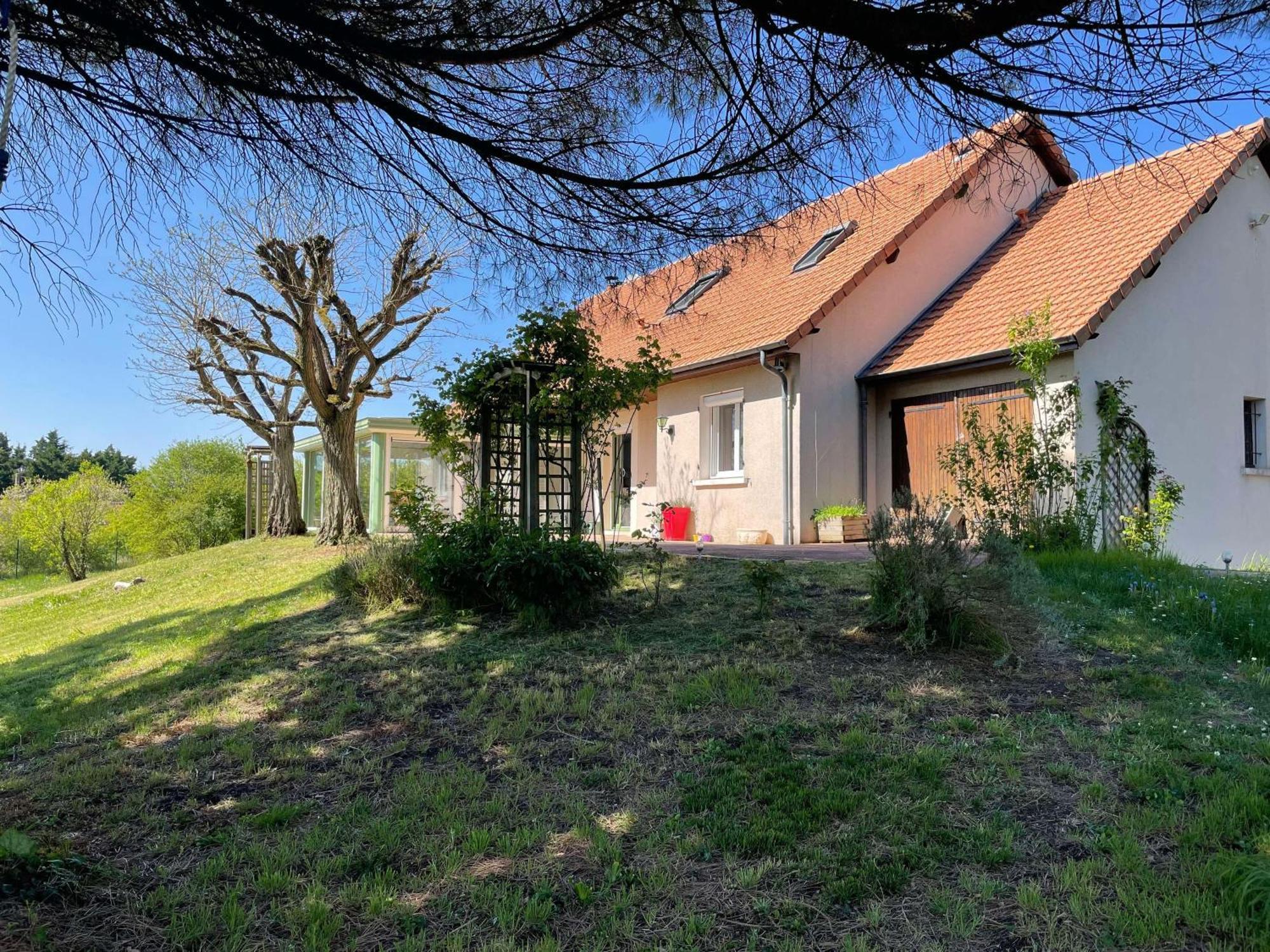 Des Roux Et Des Pious Suite De 35 A 60 M2 Et 3 Chambres Pour Groupe De 2 A 6 Personnes Civray-de-Touraine エクステリア 写真
